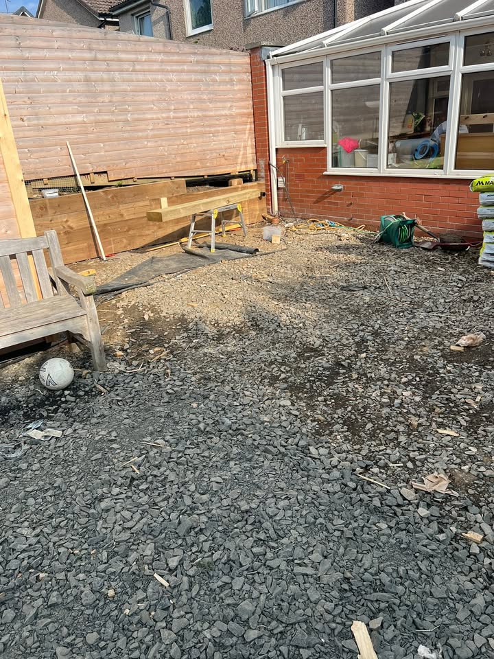 Garden room and landscaping in Baberton