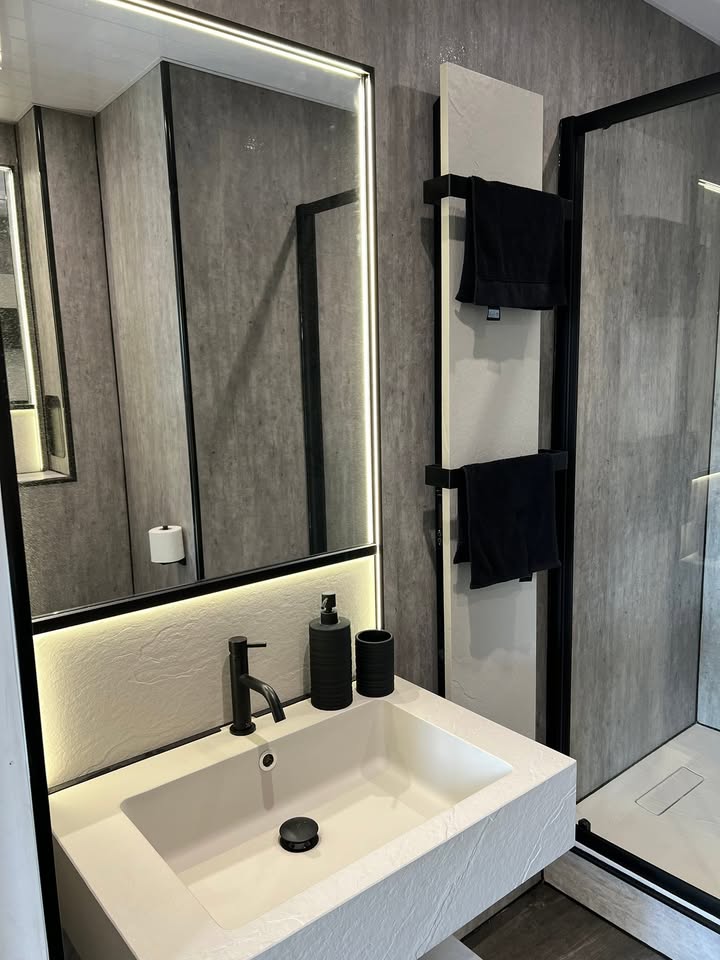 New en-suite in Leith