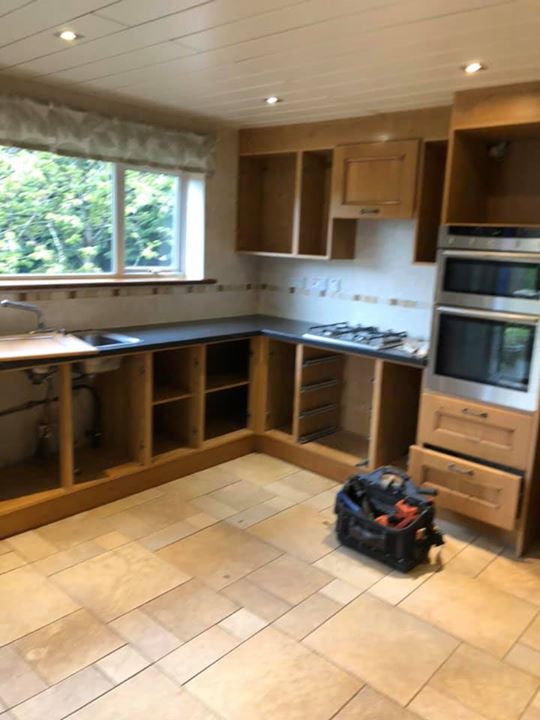 New Kitchen In Bridgend Solid Oak Worktops - PL Joinery