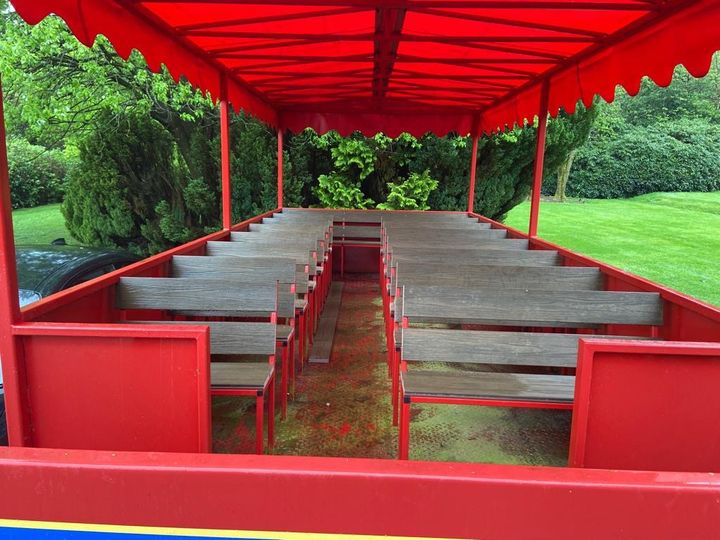 Rotary Club Marches trailer seating upgrade with composite decking
